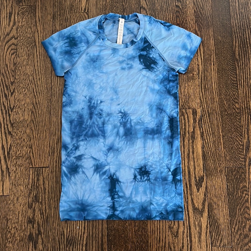 Lululemon Swiftly Tech short sleeve shirt 2.0 in marble dye psychic